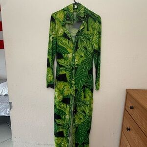 Long Green Leaf-Print Button-Front Maxi beach cover up